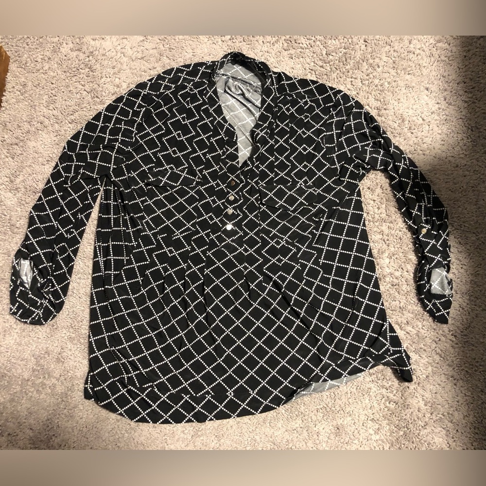 🖤Lily Morgan tunic size 1X
